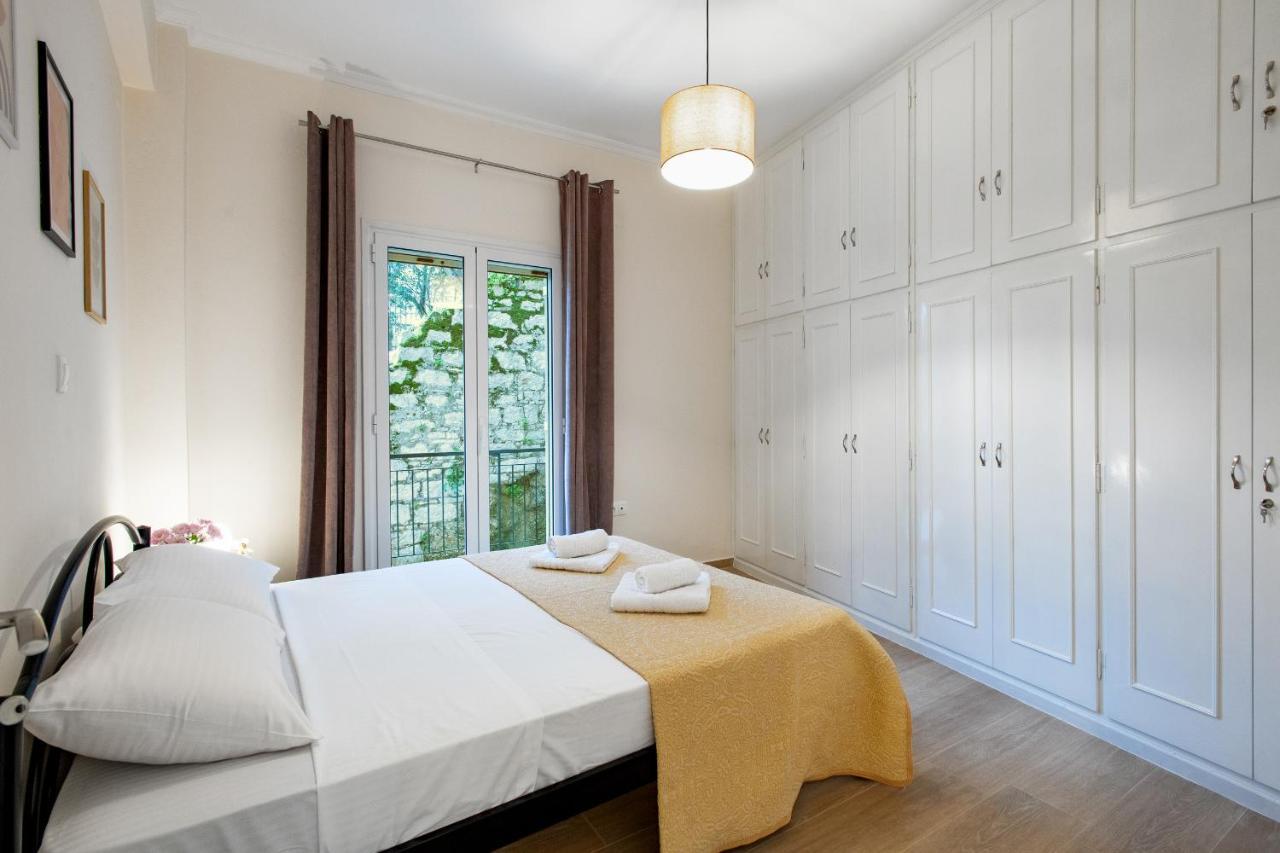 Helena'S Apartment In Corfu Town Экстерьер фото
